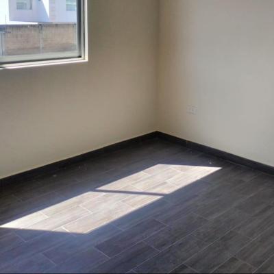 FRACC LAGOS ATRÁS DE EXPLANADA 