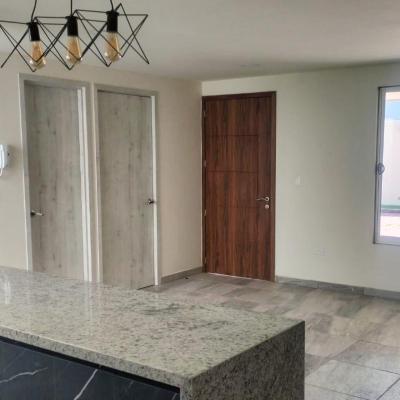 FRACC LAGOS ATRÁS DE EXPLANADA 