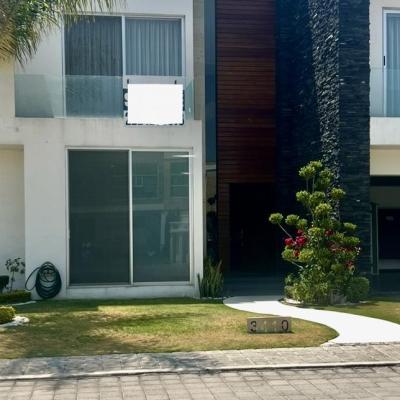 CASA FRACC. ATOCHA EN MOMOXPAN 